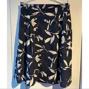 Banana Republic wrap style skirt